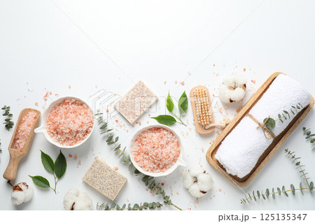 Sea salt, concept of relax, spa and self care Sea salt, concept of relax, spa and self care 125135347