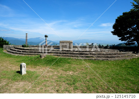 滋賀県長浜市_賤ヶ岳山頂11_2024年8月 125145710