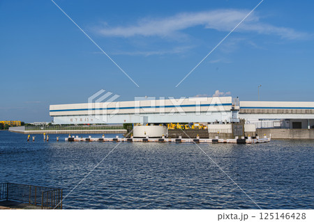 羽田可動橋と海老取川 - 東京都大田区,日本 125146428