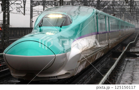 北海道新幹線H5系(10両編成:仙台以南での単独走行) 北海道新幹線H5系(10両編成:仙台以南での単独走行) 125150117