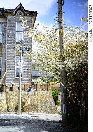 佐渡ヶ島の街並み 佐渡ヶ島の街並み 125156302