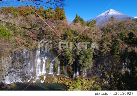 富士宮・白糸ノ滝と富士 125156927