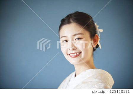 白無垢姿の花嫁 白無垢姿の花嫁 125158151