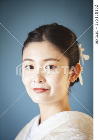 白無垢姿の花嫁 白無垢姿の花嫁 125158152