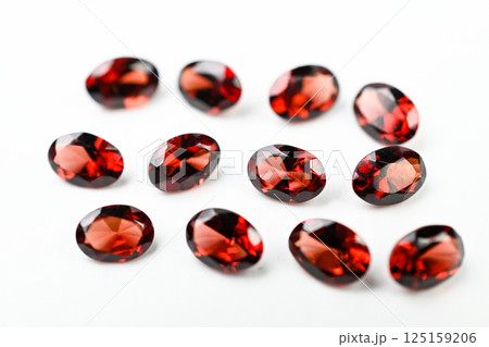 ガーネット 125159206