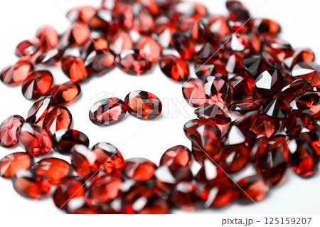 ガーネット 125159207