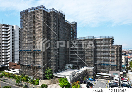 マンションの修繕工事用足場、安全対策等 125163684