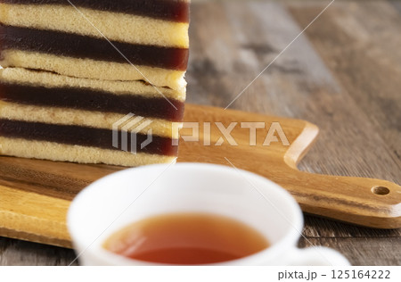 シベリア 羊羹カステラ レトロで懐かしいお菓子と紅茶 シベリア 羊羹カステラ レトロで懐かしいお菓子と紅茶 125164222