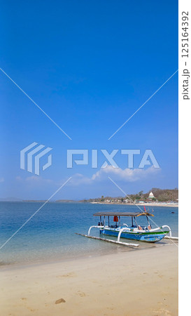 boat on the tropical sea boat on the tropical sea 125164392