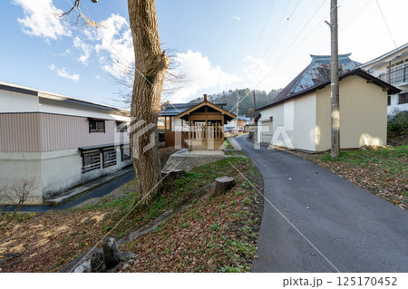 歴史的な古道「塩の道」とその周辺 歴史的な古道「塩の道」とその周辺 125170452