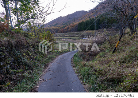 歴史的な古道「塩の道」とその周辺 歴史的な古道「塩の道」とその周辺 125170463