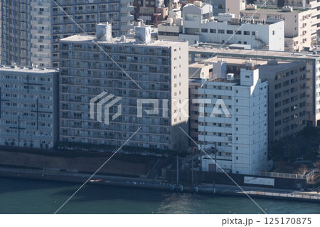 高層ビルから見る都心の風景 125170875