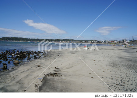 材木座海岸 干潮時の風景 材木座海岸 干潮時の風景 125171328