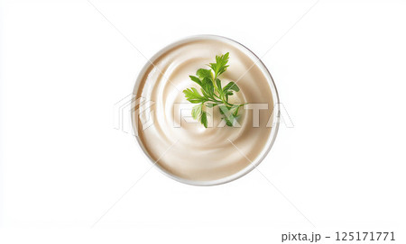 Creamy fennel and mushroom soup with fresh herbs for culinary presentation. 125171771