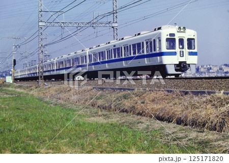 小田急、高架化前の海老名→厚木を走る2600形2863~、1982年3月23日 小田急、高架化前の海老名→厚木を走る2600形2863~、1982年3月23日 125171820