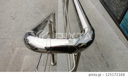 A Modern and Stylish Stainless Steel Handrail Featuring a Thoughtful Design for Any Space 125172168
