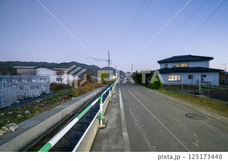 歴史的な古道「塩の道」とその周辺 歴史的な古道「塩の道」とその周辺 125173448