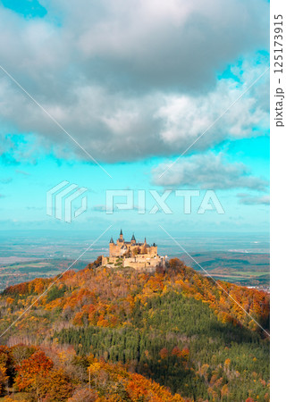 Autumn scenery at Hohenzollern Castle in Germany 125173915