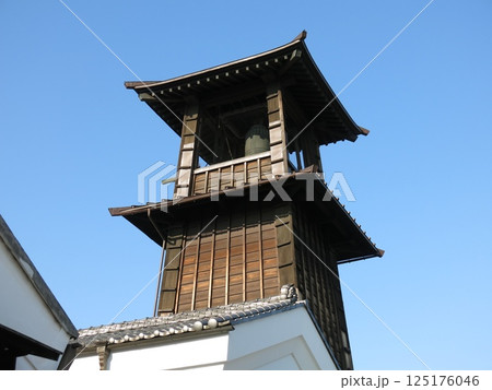 川越市の時の鐘(西側) 川越市の時の鐘(西側) 125176046