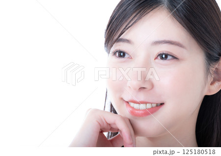 若い女性のビューティーイメージ 若い女性のビューティーイメージ 125180518
