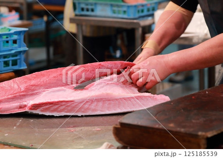 マグロの解体 マグロの解体 125185539