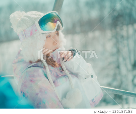 snowboarding 125187188