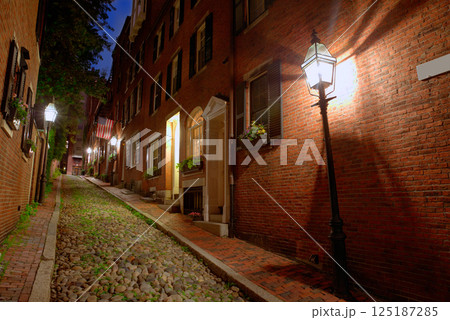 Acorn street Beacon Hill cobblestone Boston Acorn street Beacon Hill cobblestone Boston 125187285