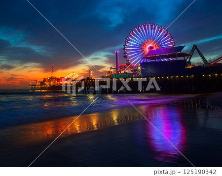 Santa Monica California sunset on Pier Ferrys wheel 125190342