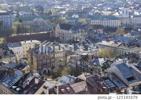 View of the center of the old city of Lviv 125193879