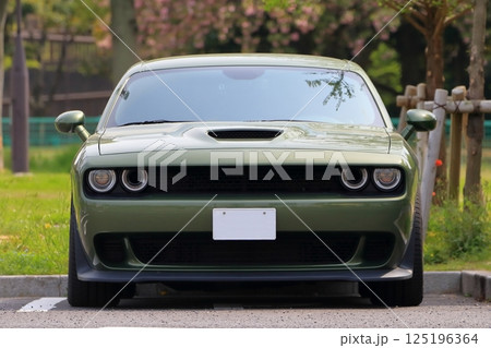 アメリカ製のスポーツカー　イメージ 125196364