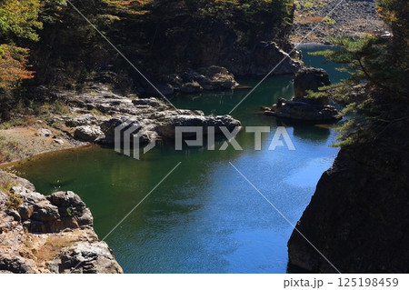 奇岩のある風景 奇岩のある風景 125198459