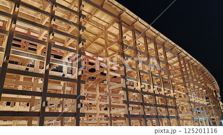 大阪万博 大屋根リング ライトアップ 125201116