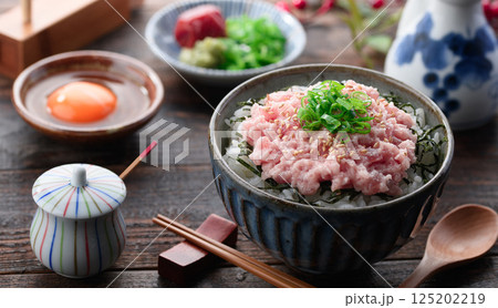 ネギトロ丼 （ まぐろのたたき丼 ） 125202219