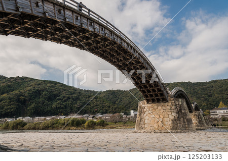 【錦帯橋と錦川】 125203133