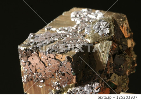 共生鉱物(黄鉄鉱/方鉛鉱) 共生鉱物(黄鉄鉱/方鉛鉱) 125203937