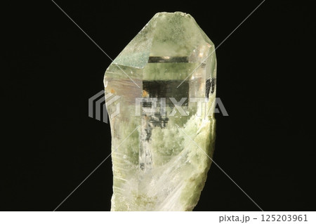 ガーデンクォーツ／クローライト入り水晶 125203961