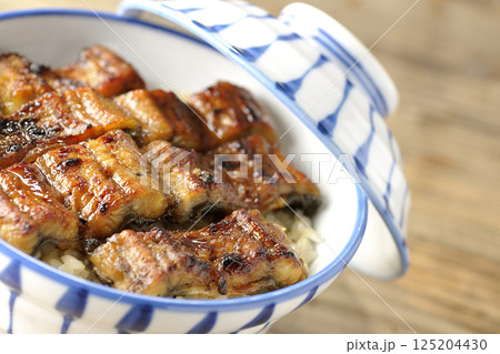 鰻丼 125204430