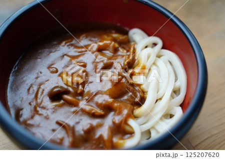 冷たいうどん 冷たいうどん 125207620