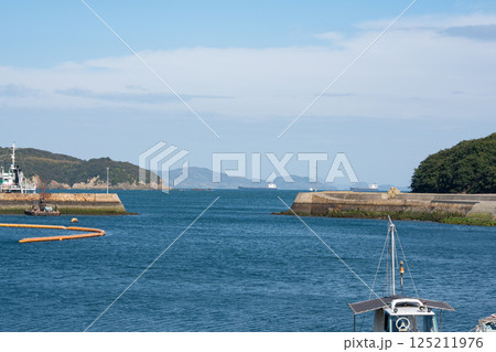 広島県福山市鞆の浦の潮待ちの港 125211976