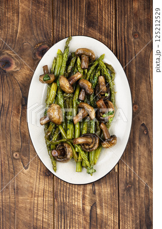 Freshly Grilled Young Asparagus. 125212529