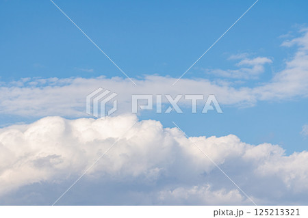 青空に浮かぶ雲 青空に浮かぶ雲 125213321