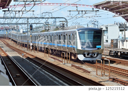 鉄道　私鉄：小田急電鉄　5000形(2代)　梅ヶ丘駅 125215512