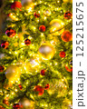 クリスマス　ツリー　イルミ　イルミネーション 125215675