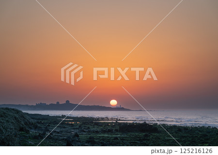 Sunset at Shimen Coast with Lighthouse, Taiwan. 125216126