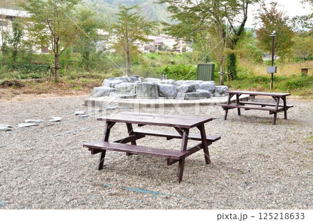 小野川町ほたる公園の足湯(山形県) 小野川町ほたる公園の足湯(山形県) 125218633