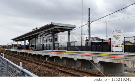 大村車両基地駅　プラットホーム 125219246