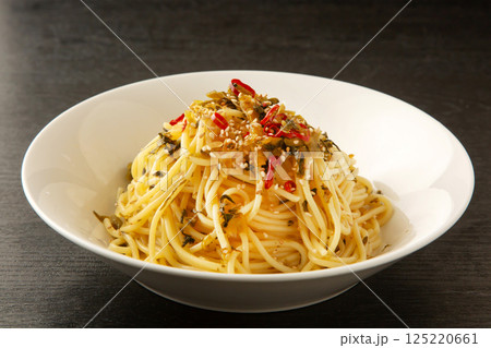 高菜の和風スパゲッティー 125220661