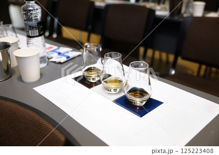 Whisky tasting event showcases artisanal spirits in a stylish setting Whisky tasting event showcases artisanal spirits in a stylish setting 125223408