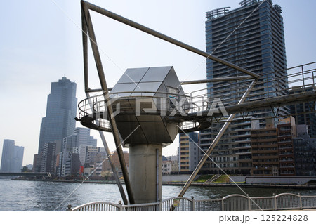 霊岸島検潮所・量水標跡　東京都中央区 125224828