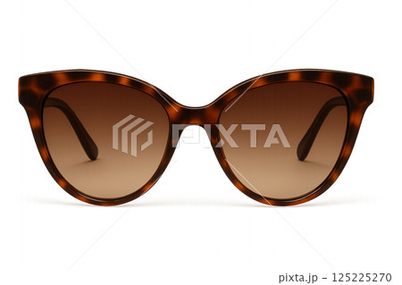 Stylish Tortoise Shell Sunglasses Perfect for Sunny Days Outdoors 125225270